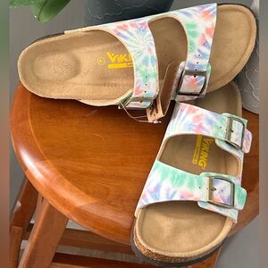 **SOLD**NWT Viking Sandals size 8.5